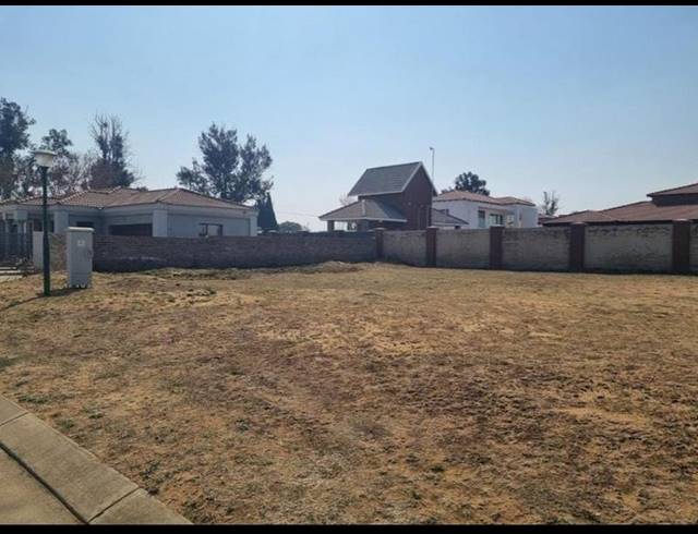 LAND FOR SALE IN RISIVILLE